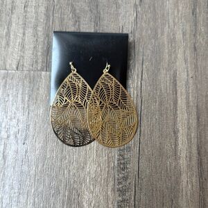 Elegant Gold Leaf Earrings
